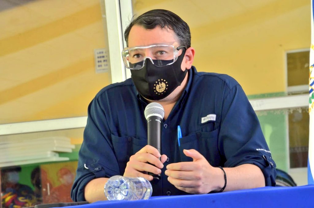 VMT inspecciona talleres sobre bioseguridad, impartidos a motoristas del transporte escolar vmt-inspecciona-talleres-sobre-bioseguridad-impartidos-a-motoristas-del-transporte-escolar